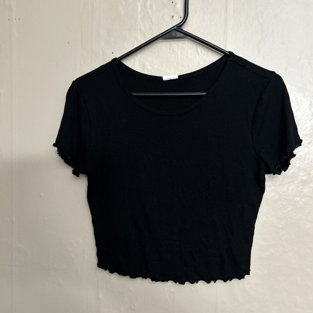 Lot Of 3 Juniors Large Black Tops Tank Cropped Lettus Edging
